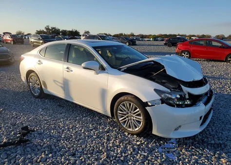 2013 Lexus Es 350 z USA, uszkodzony, nr VIN JTHBK1GG7D2029094